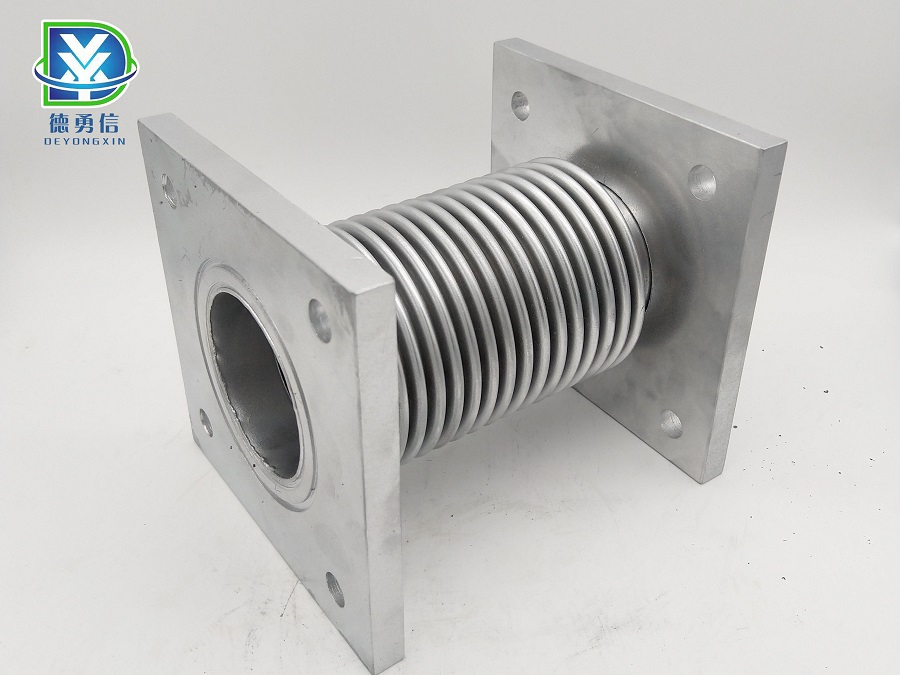 Air compressor exhaust pipe special compensator