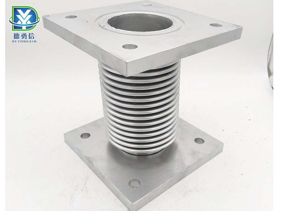 Air compressor exhaust pipe special compensator